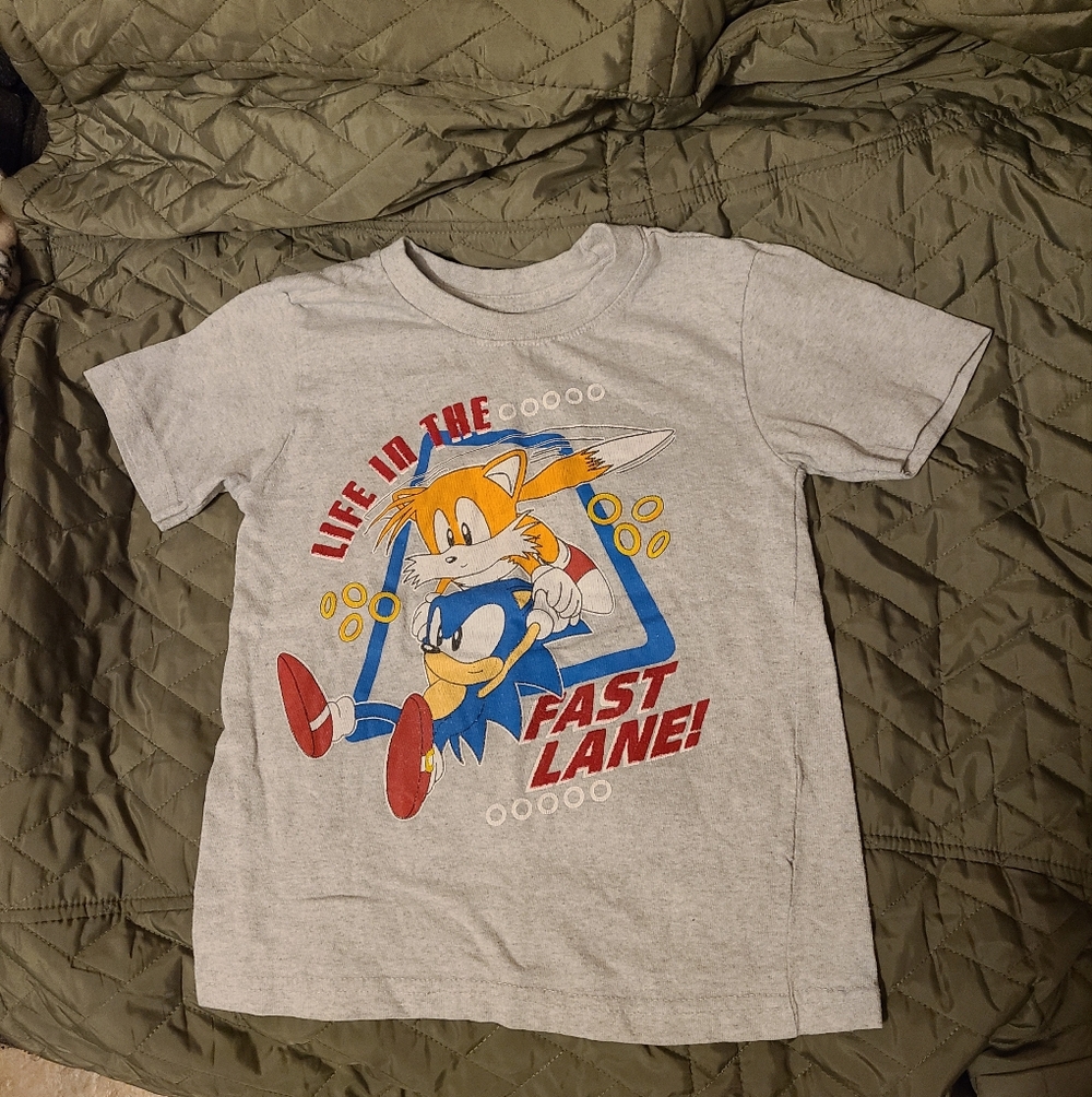 Gray Kids Size 6 Sonic And Tails Graphic T-Shirt